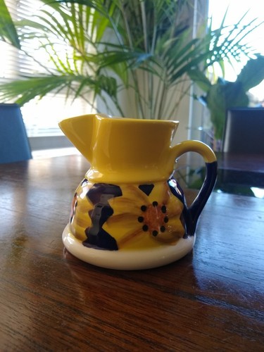 Studio pottery yellow blue - yellow,