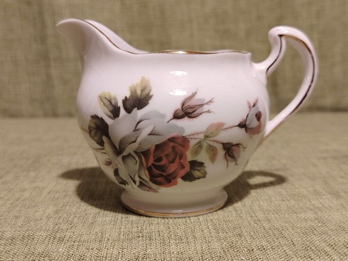 Vintage royal vale bone - bone, china