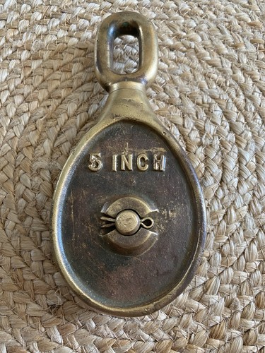 Vintage pulley block - block,,