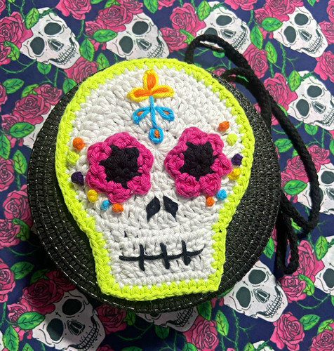 Handmade crochet round - handmade,