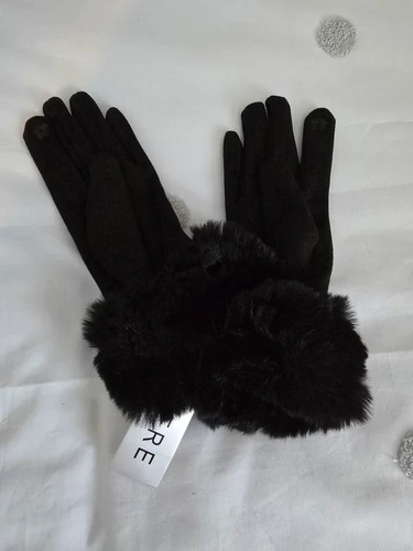 Black fur cuff suedette