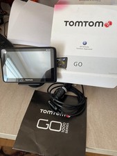 TomTom Sat Nav GO LIVE 1005 with Original Box and Mount for Car etc