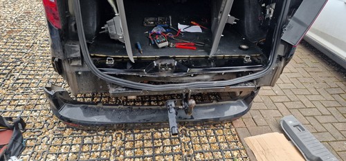 Tow bar installing service - bar,