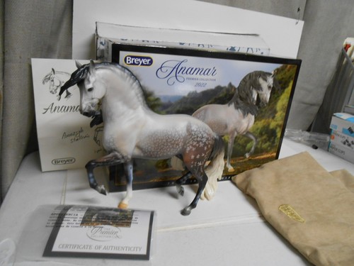Breyer 2022 premier club - breyer,