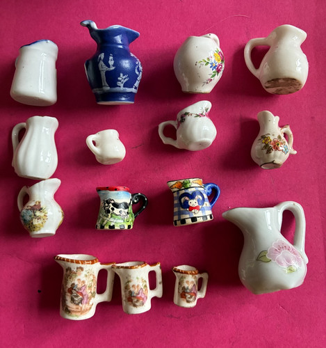 12th scale dolls house - dolls, jugs