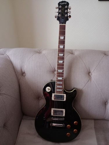 Les paul guitar - les, standard