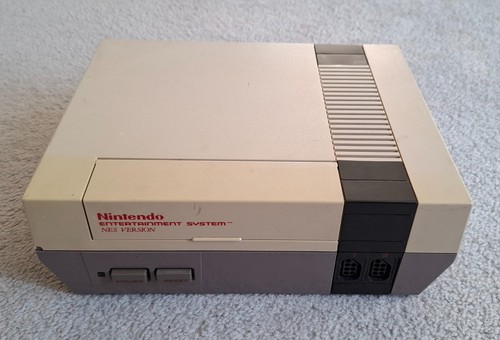 Nintendo nes console nese - nintendo,