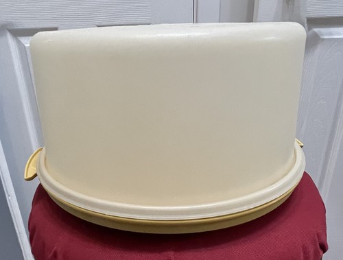 Vintage tupperware cake saver - vintage,