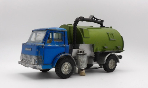 Dinky toys johnston road - toys,