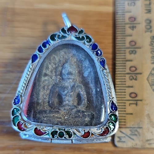 Phra kamphaeng soom kor kru - soom, kor,
