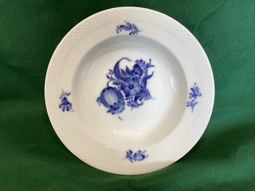 Royal copenhagen blue - blue, floral
