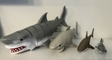 Jaws official Shark + Shark