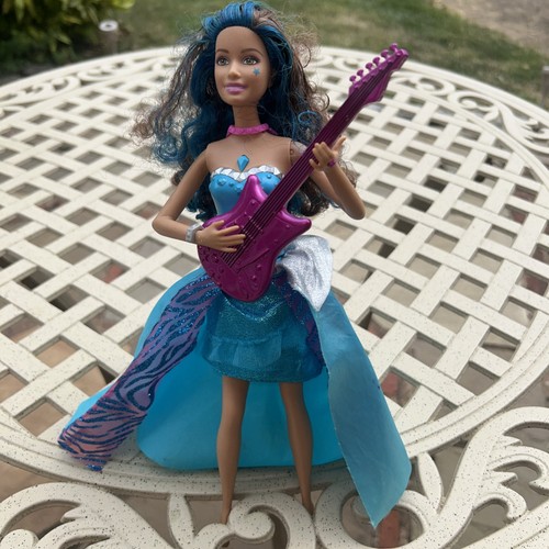 Barbie rock royals erika - rock,