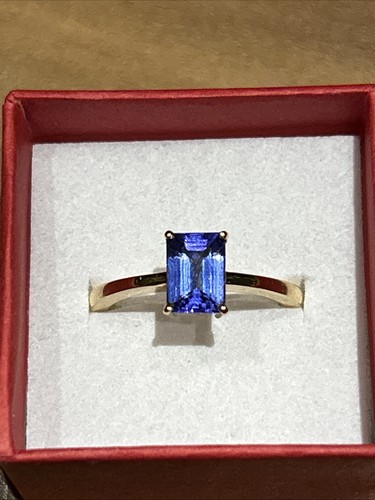 Stunning 18ct yellow gold - 18ct,