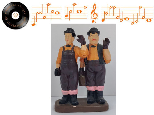 Laurel hardy in - laurel, overalls