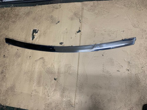 Front bumper centre - front, chrome