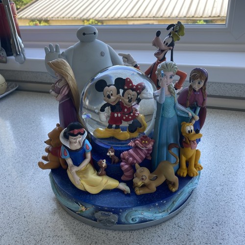 Disney store 30th - disney,