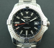 Breitling Avenger GMT 43