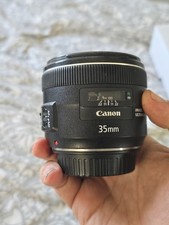 CANON EF 35mm 1:2 IS USM LENS