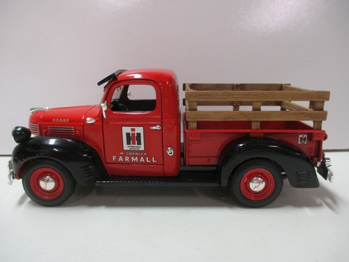 Ertl mccormick farmall 1940 - ertl,