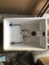 Twyford Belfast Vintage Style Sink Large with Victorian style hot and cold taps 