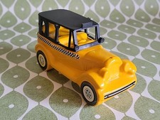 Vintage Wild Country Avon