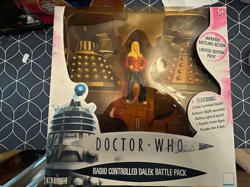 Doctor who infrared - doctor, radio