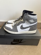 Size UK 7.5 - Jordan 1 Retro