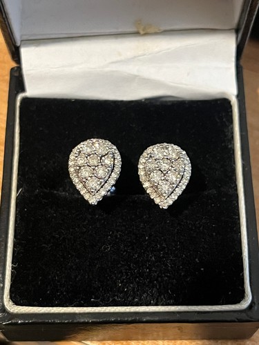 Fully hallmarked 9ct - fully, white