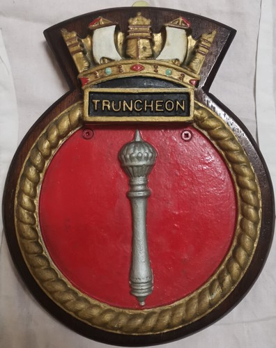 Hms truncheon ship crest - truncheon,