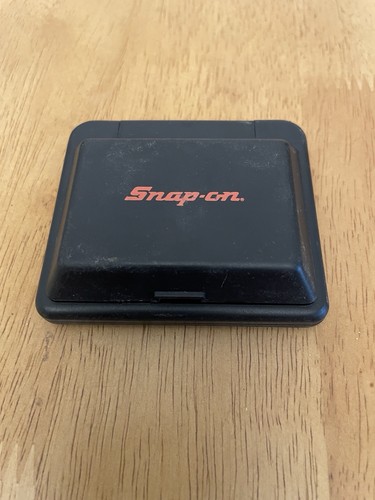 Snap mini travel alarm - on,