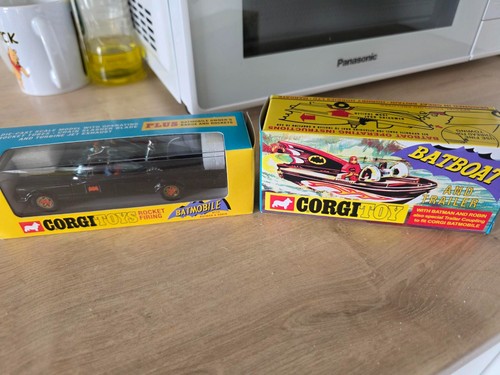 Corgi batmobile 267 - corgi,