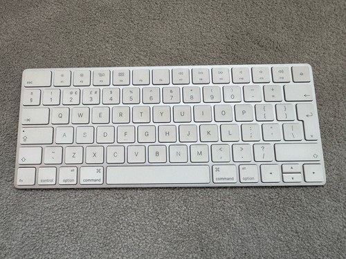 Apple magic keyboard - keyboard, a1644