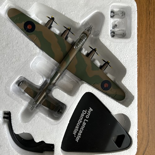 Avro lancaster dambuster - lancaster,