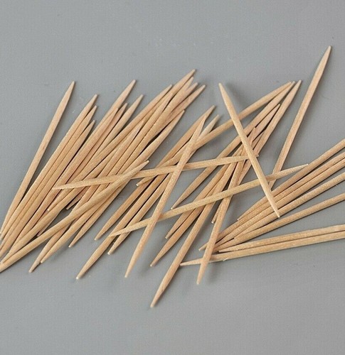 100 wooden tooth picks - 100+,