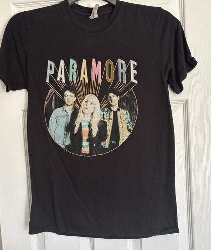 Paramore hard times 2018 - paramore,