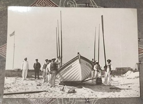 Fire island life - island, saving