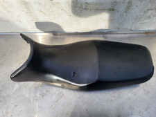 Complete seat for a Kawasaki ZZR 1100 D