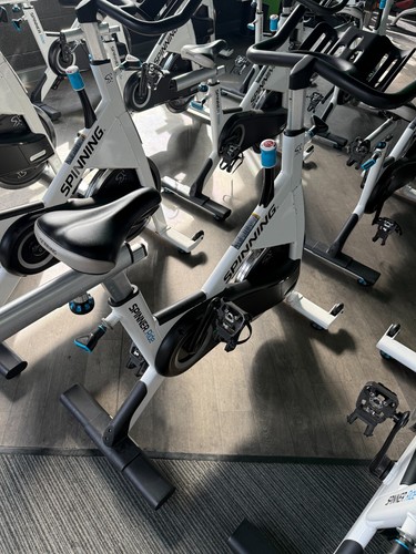 Spinner ride spin bike used - spinner, in