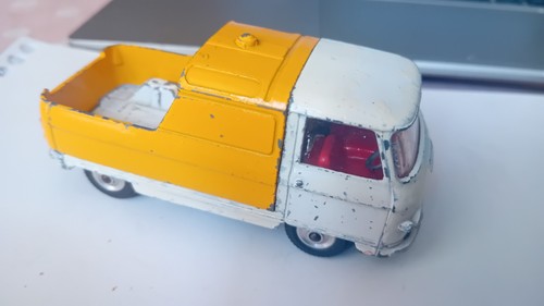 Corgi toys commer pickup - toys,