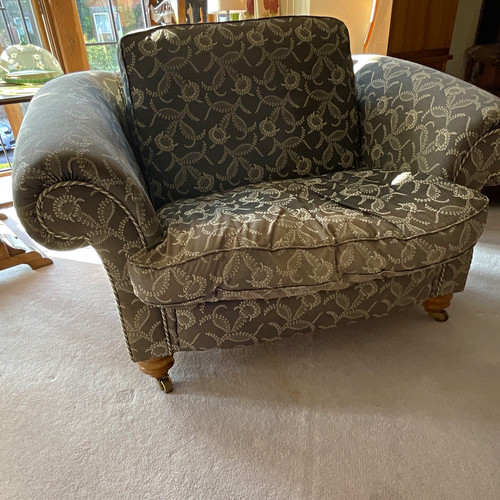 Brights nettlebed loveseat - of,