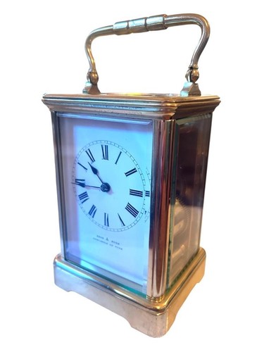 Fine large classic carriage - classic,