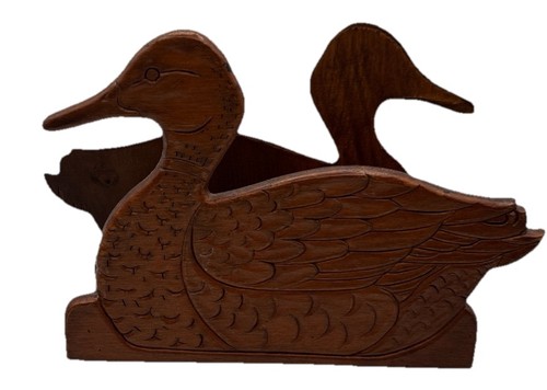 Vtg hand carved - vtg, wooden