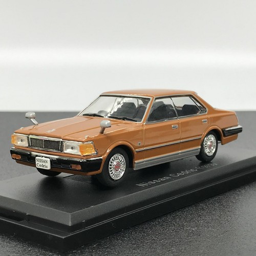 Mini car nissan cedric 1979 - car,