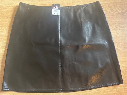 Faux leather stunning lined - stunning,