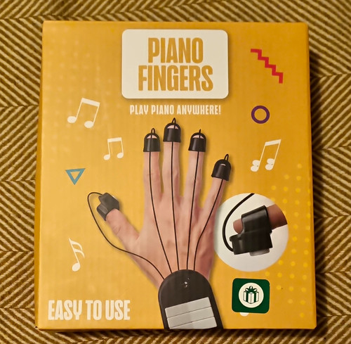 Winning piano fingers play - piano,