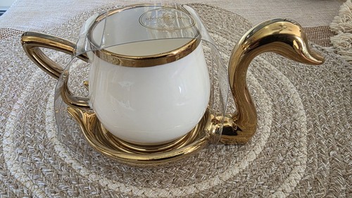 Grace teaware white - gold, swan