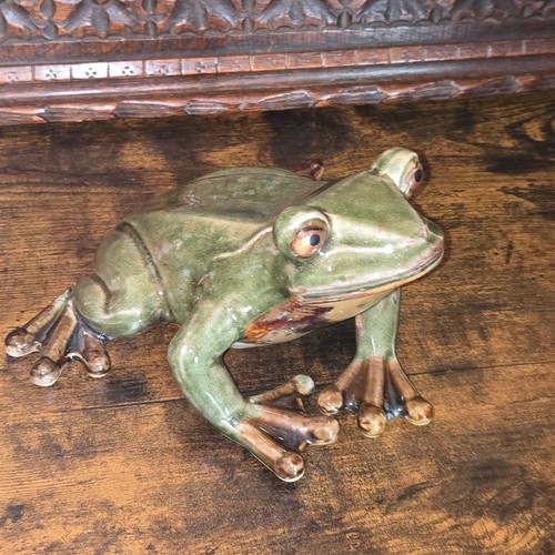 Large vintage green pottery - large,