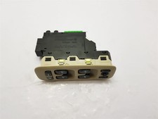 2000-2007 MK2 VOLVO V70 FRONT ELECTRIC WINDOW SWITCH RH DRIVER SIDE 9401805