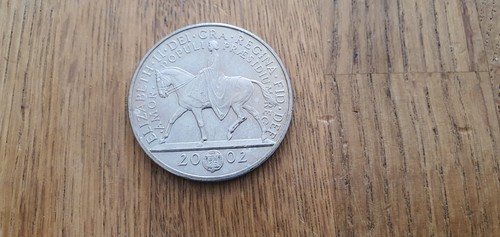 2002 royal mint pound coin - mint,